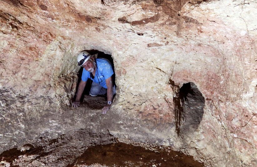 В Ізраїлі знайшли підземне величезне підземне укриття віком 2000 років (фото)