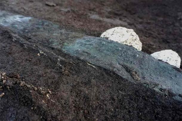 В Италии археологи нашли некрополь возрастом 2700 лет: надгробия указали на четкие гендерные отличия (фото)