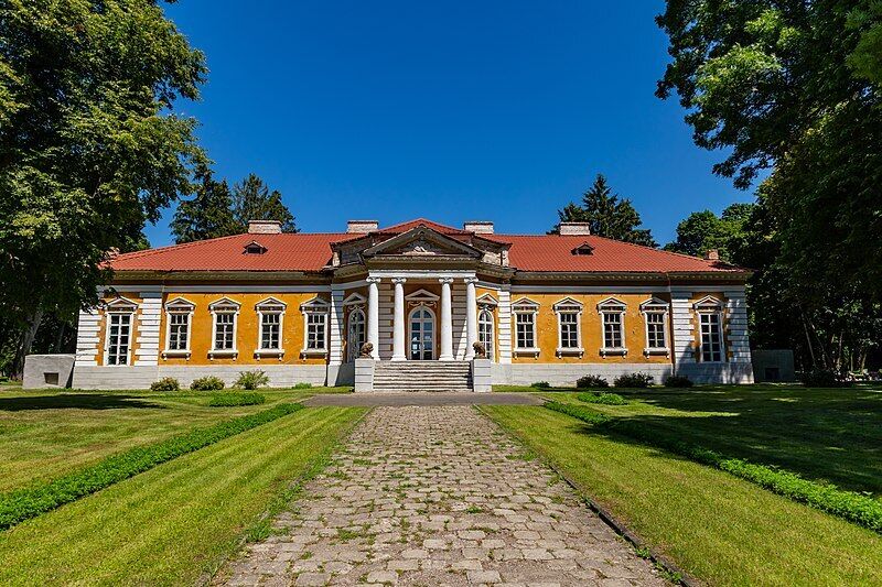 Селище Самчики – цікаві місця для відпочинку в Україні