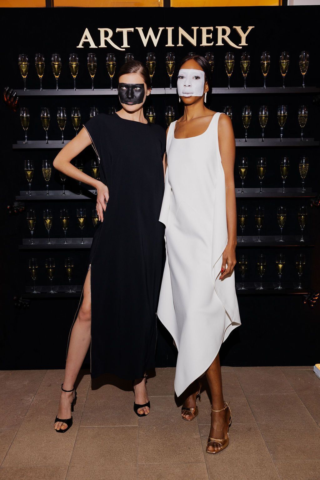 Украинский музей в Нью-Йорке представил авангардный праздник ''Черный квадрат'' (фото)