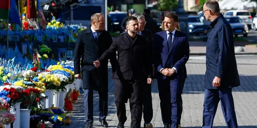 Европейские лидеры вместе с Зеленским почтили павших героев Украины на Майдане Независимости (фото)