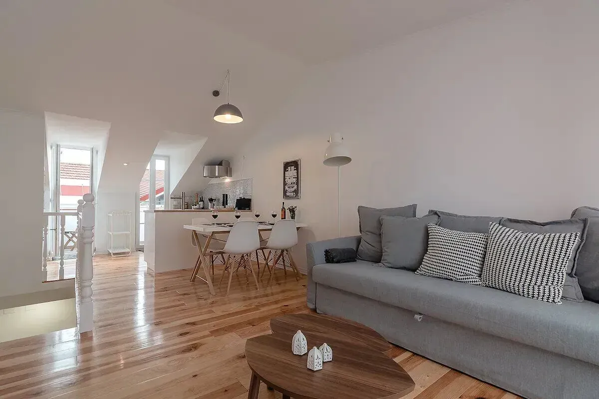 Найкращі Airbnb у Лісабоні: від гламурних апартаментів на даху до затишних прихованих кімнат