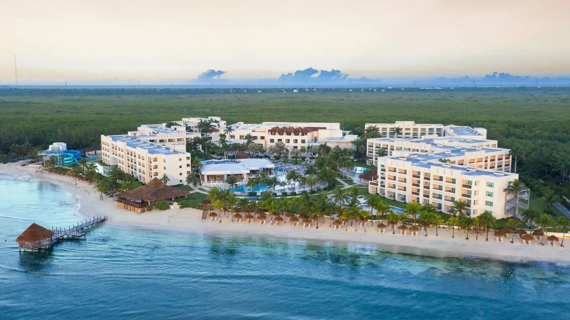 Лучшие курорты Hyatt ''все включено'' по всему миру. Найдите свой роскошный ретрит для семейного отдыха и отпуска для пар