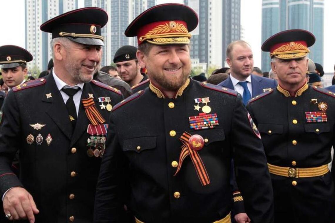 'Чеченский язык довольно редок, и Кадыров на этом играет'. Олег Панфилов о феномене, созданном Путиным