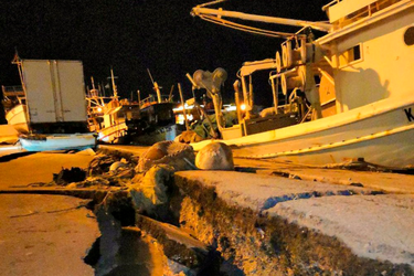 Стихийное бедствие всколыхнуло курорты Греции и Италию: фото и видео последствий