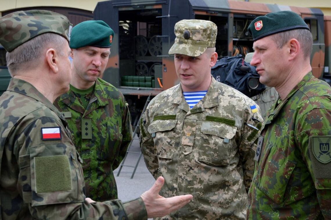 'Готовы ли вы умереть за Нарву?' Как Украина помогает НАТО с ответом на вопрос. Мнение Гая