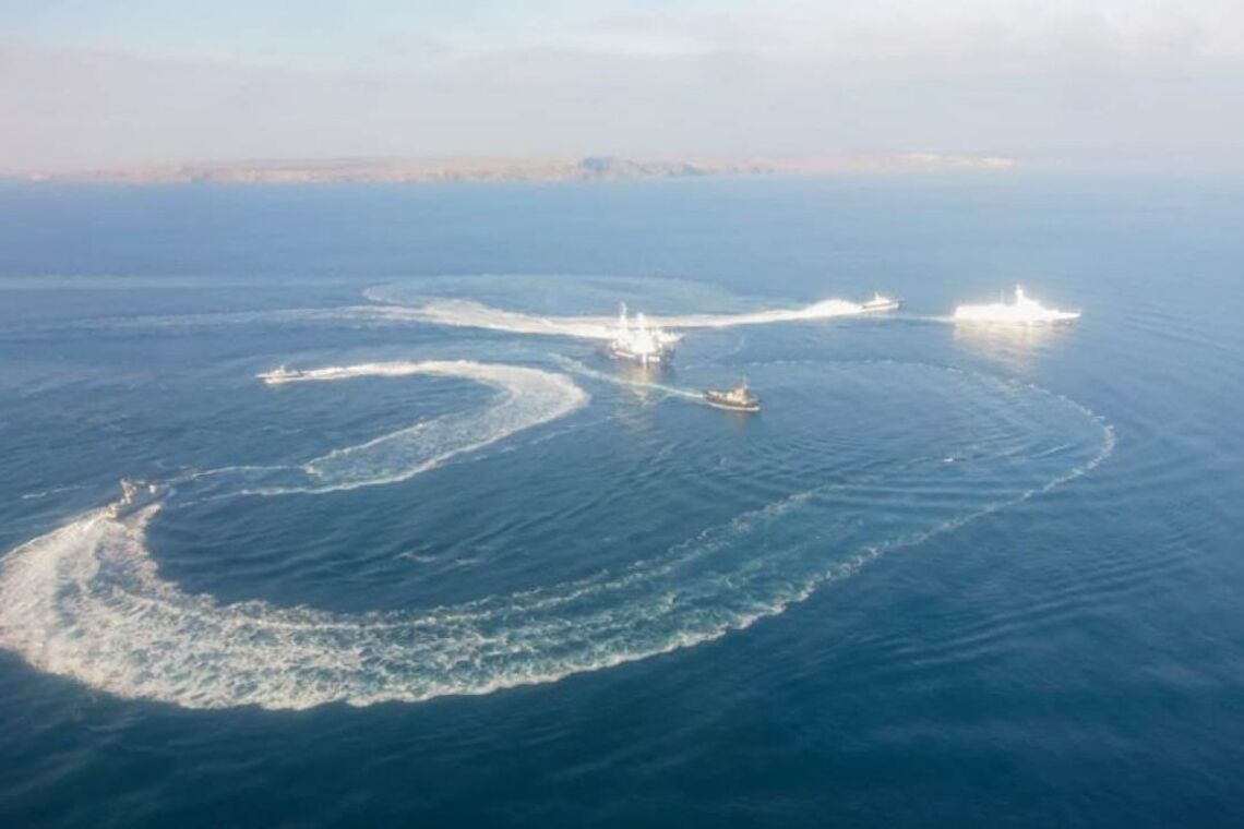 Столкновение в Азовском море: ФСБ показала фото кораблей