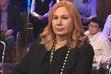 Кілограм золота і лист Лаврову: що знайшли під час обшуку у Олени Бережної. Фото