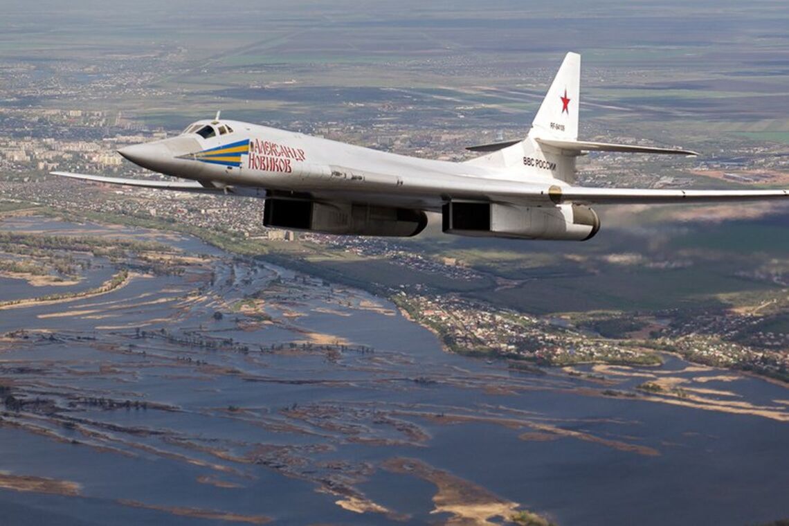 Музейні експонати: в НАТО підняли на сміх російські Ту-160 і МіГ-29