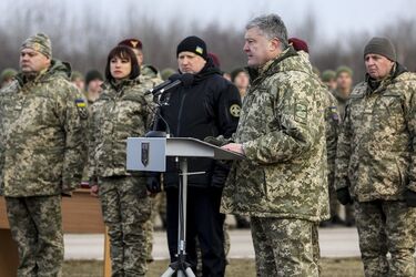 Воєнний стан скасовано. Це червоний рівень загрози - Арестович