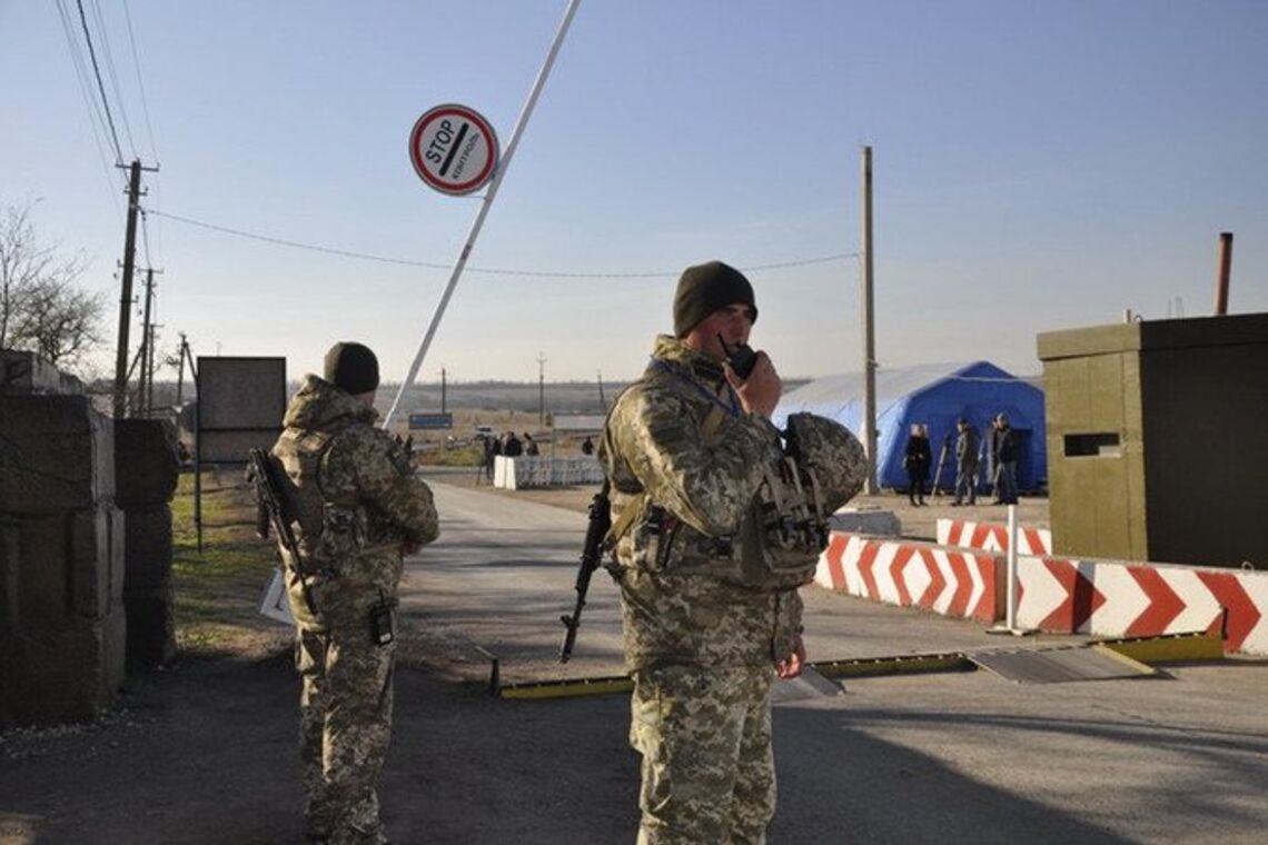 Россияне-мужчины все же смогут попасть в Украину: названы условия
