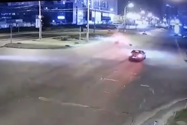 В Киеве Lexus на огромной скорости снес пешехода: жуткое видео