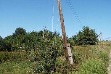 Бойовики серед білого дня обстріляли житловий сектор на Донбасі: фото наслідків