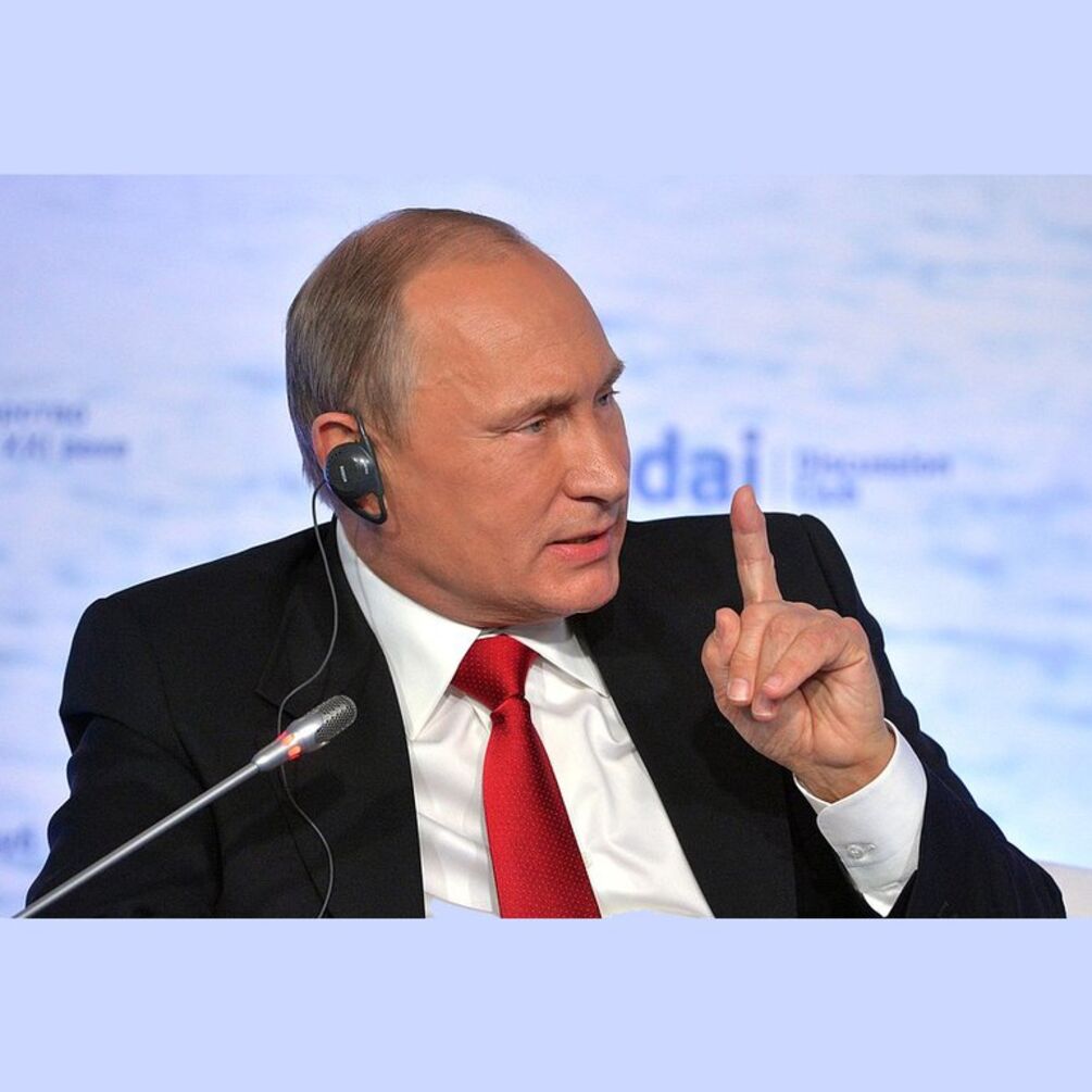 Кто управляет Россией? Раскрыта правда о двойниках  Путина