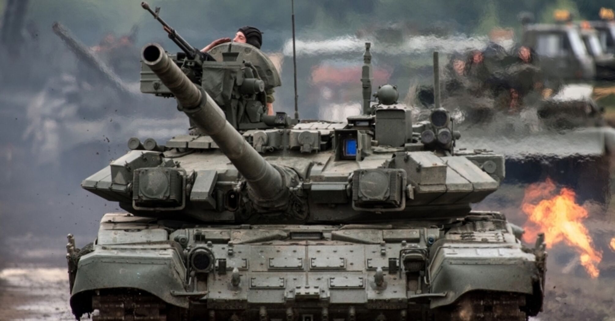 Россия окружает Украину войсками: Арестович дал неутешительный прогноз