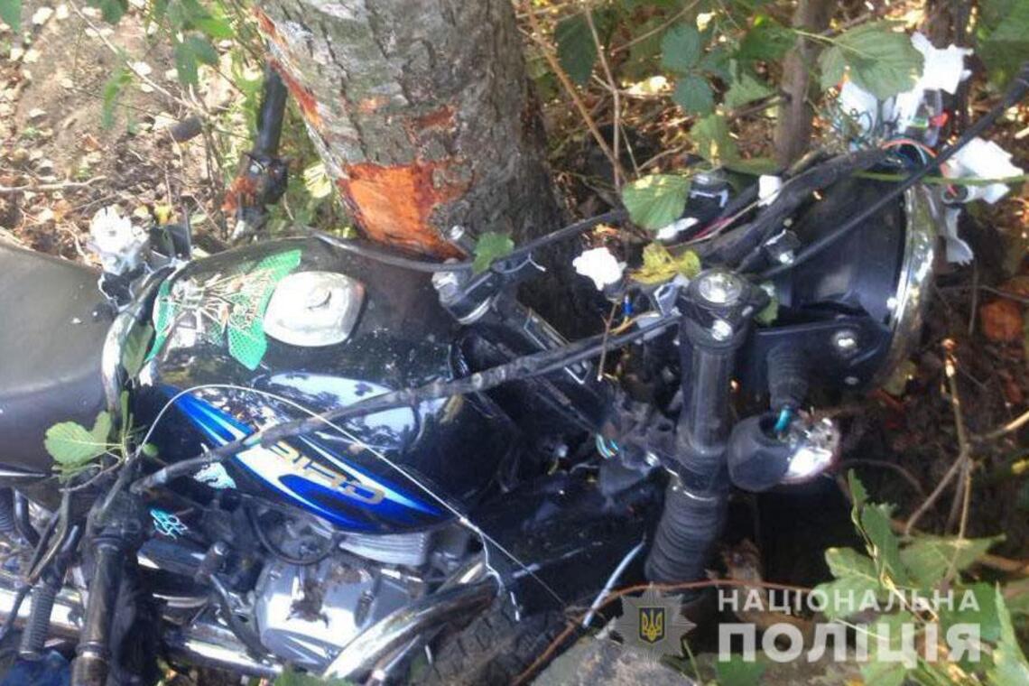Двоє підлітків загинули в страшній ДТП на Рівненщині: фото з місця аварії
