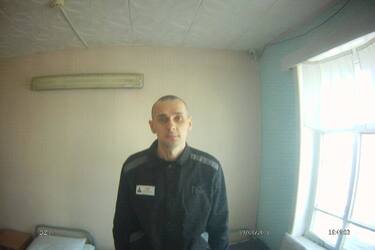 Появились свежие фото Сенцова из российской тюрьмы