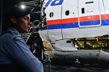 'Зіграли роль бойових під*расів': реакція Арестовича на сенсацію з РФ щодо МН17