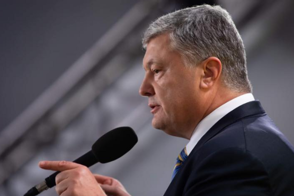 'Всенародная любовь и признание': опрос показал отношение украинцев к Порошенко
