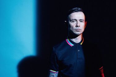 Край: слухати онлайн і завантажити новий альбом Дельфіна