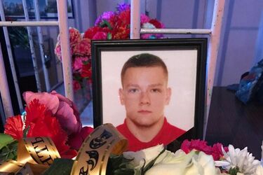 В сеть попали фото и видео Алексея Голубничего в гробу