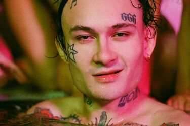 YUNG HEFNER: Моргенштерн після оргії в Одесі підібрався до ще більшої кількості голих дуп