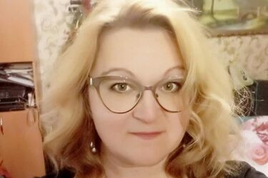 Анна Бортюк зробила геройський вчинок під час пожежі на Троїцькій, фото