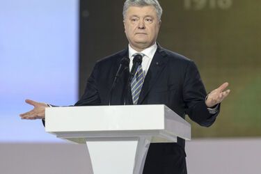 Топ-блогер Порошенко опозорился: выдал жуткий рейтинг