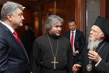 'З ранку зателефонував Петро Олексійович'. Протоієрей Дедюхін про Порошенка, Зеленського, Тимошенко і Великий піст