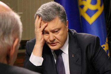 Полиция обвинила одного из лидеров штаба Порошенко в подкупе избирателей