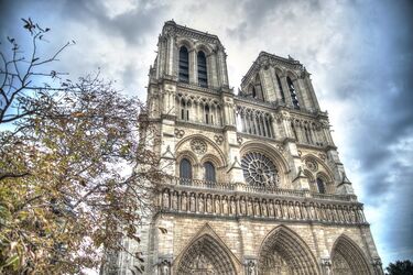 Пожежні знищили собор Паризької Богоматері? Хронологія трагедії в деталях