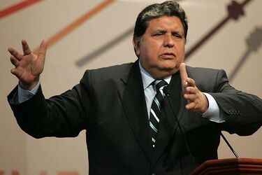 Не хотів до в'язниці: екс-президент Перу Алан Гарсія застрелився