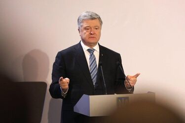 Порошенко тоже называл сепаратистов Донбасса повстанцами: документ. Его уже исправили!