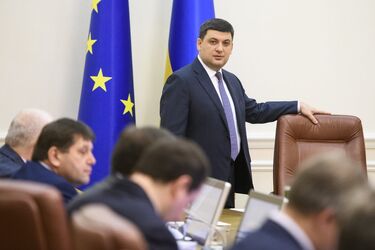 Гройсман іде від Порошенка. Арестович про перекладання яєць, холодний душ, слабаків і батьківщину