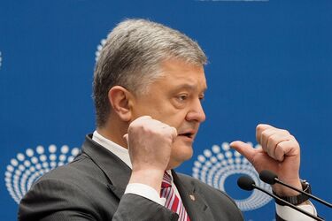 'Коли стоїть дружина': Порошенко вразив фотографа