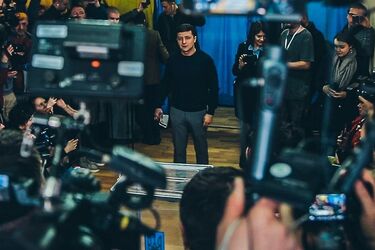 Плани Зеленського щодо Донбасу. Тимчук сказав, що його бентежить