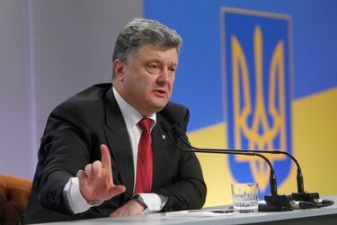 Порошенко вибачився перед Зеленським