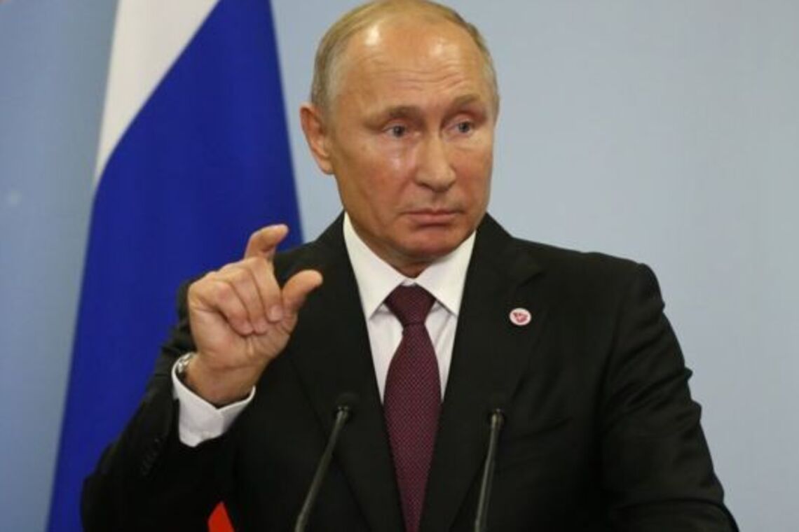 Журналіст розкрив хитрий 'паспортний' план Путіна