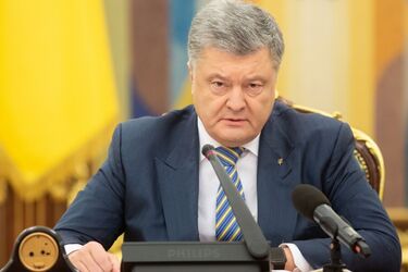 Порошенко попал в скандал с награждением россиянина 'За заслуги' перед Украиной