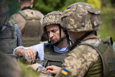 Зеленского обвинили в неприятной лжи о визите на Донбасс и объяснили причину