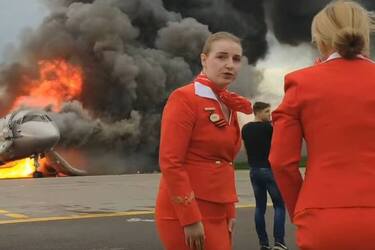Нюанс на видео с первыми минутами после посадки SSJ 100 покоробил ряд украинцев
