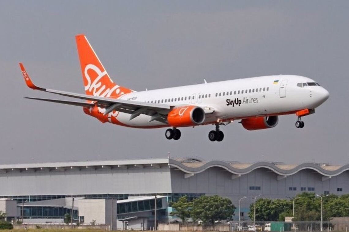 'Ох*їли зі своїми лоукостами': у чому суть скандалу зі скаргою на SkyUp Airlines