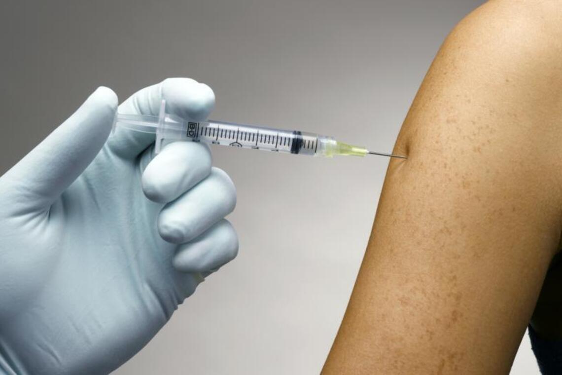 В Україні за добу вакцинували понад 16 тисяч осіб