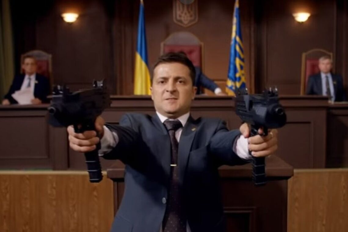 Зеленский расстреливает депутатов и Зеленского сбивает фура: в чем разница между этими видео