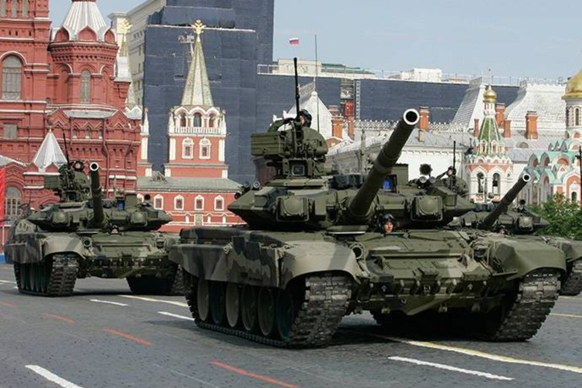 Арестович: РФ почти готова к полномасштабной войне с Украиной