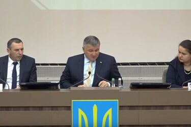 Минфин ответил Авакову на идею об отправке в Россию наркотиков, видео