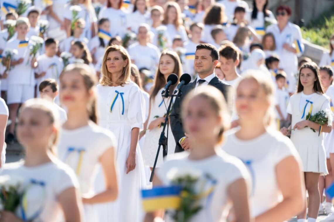 Зеленський вкрав ідею параду до Дня Незалежності? Українці зійшлися в суперечці