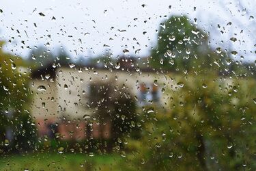 Погода в Дніпрі: фото і відео наслідків зливи, прогноз на найближчий час
