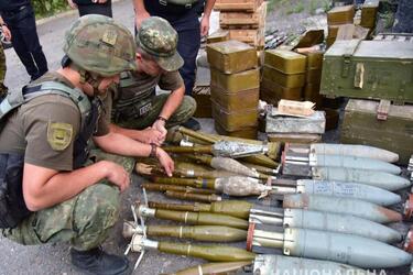 Добровольці не потрібні: з'явилися тривожні новини з Донбасу