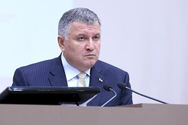 Аваков на тлі чуток про відставку зробив твіт і отримав хвилю гніву